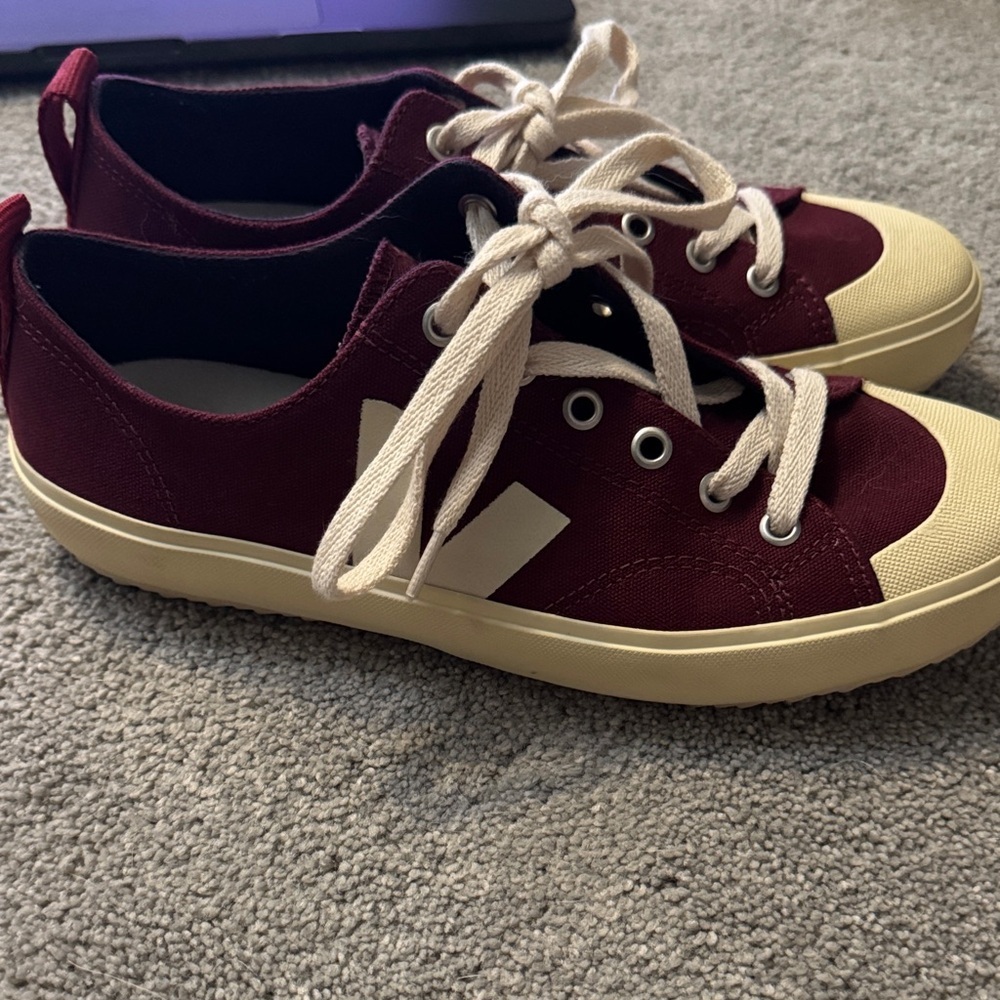 Vejas Burgundy and Cream Canvas Sneakers - Picture 3 of 8